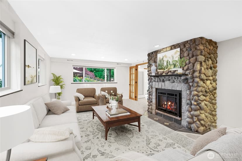 Property photo for 24215 75th Avenue SE, Woodinville photo 14