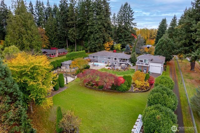 Property photo for 24215 75th Avenue SE, Woodinville photo 4