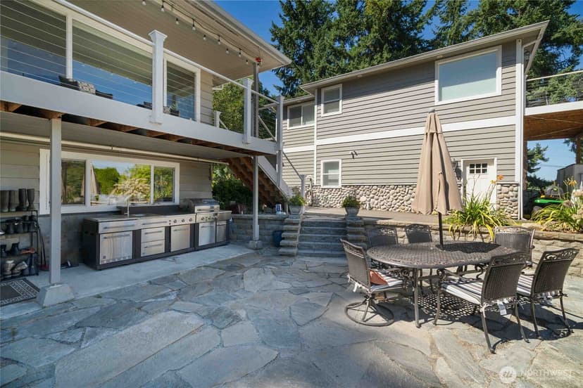 Property photo for 24215 75th Avenue SE, Woodinville photo 33