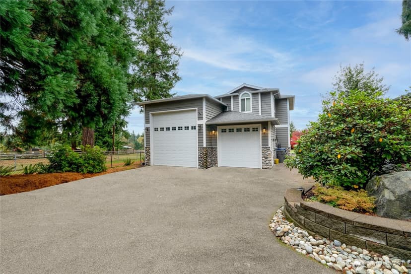 Property photo for 24215 75th Avenue SE, Woodinville photo 3