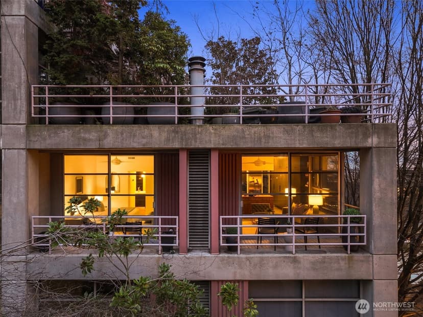 Property photo for 1425 Western Avenue #L310, Seattle photo 22