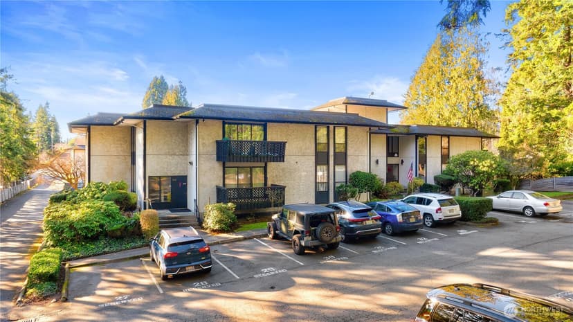 Property photo for 19409 56th Avenue W #201, Lynnwood