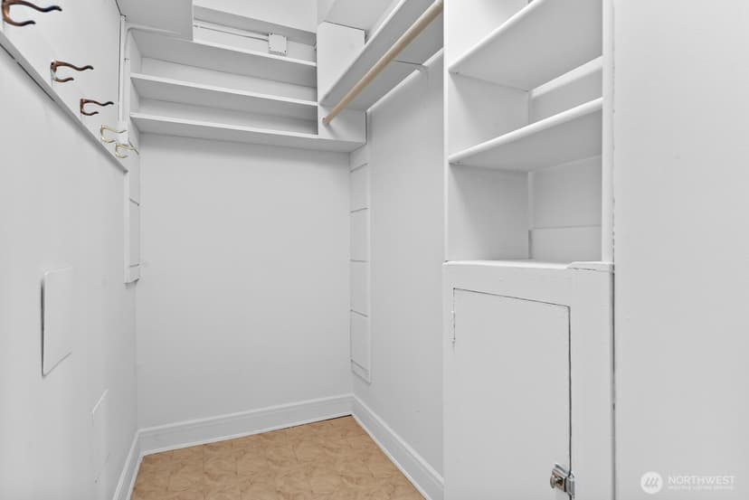 Property photo for 1017 Minor Avenue #901, Seattle photo 10