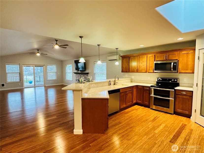 Property photo for 248 Chaparral Street SE, Ocean Shores photo 9