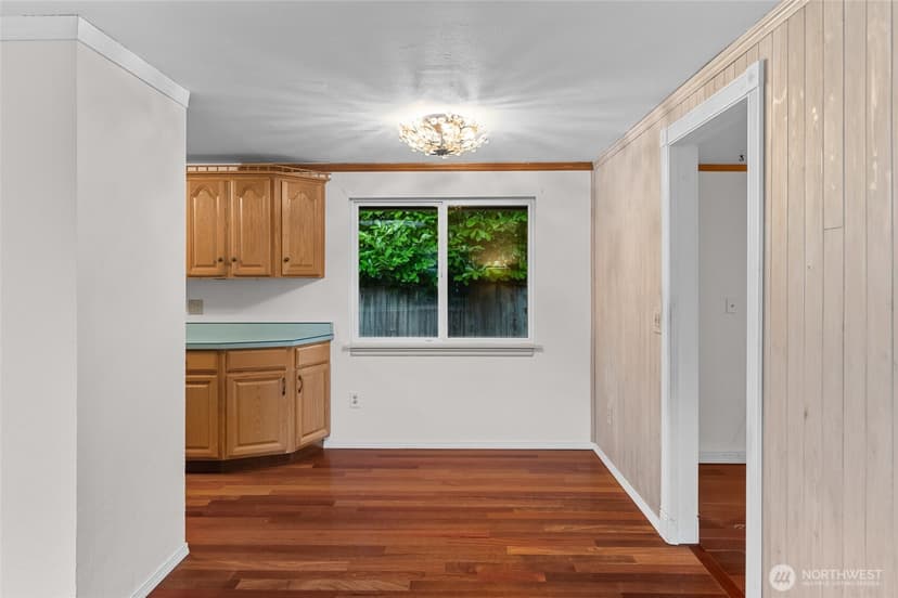 Property photo for 1306 SW 160th Street, Burien photo 7