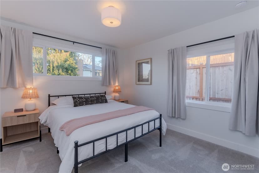 Property photo for 242 SW 186th Street, Normandy Park photo 17