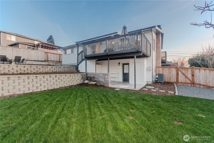 Property photo for 242 SW 186th Street, Normandy Park photo 32