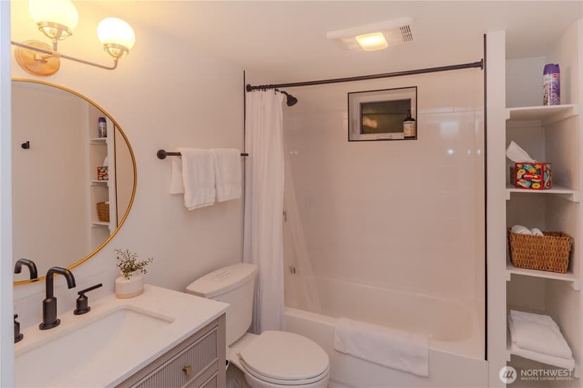 Property photo for 242 SW 186th Street, Normandy Park photo 31
