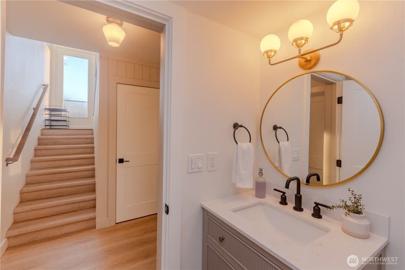 Property photo for 242 SW 186th Street, Normandy Park photo 30