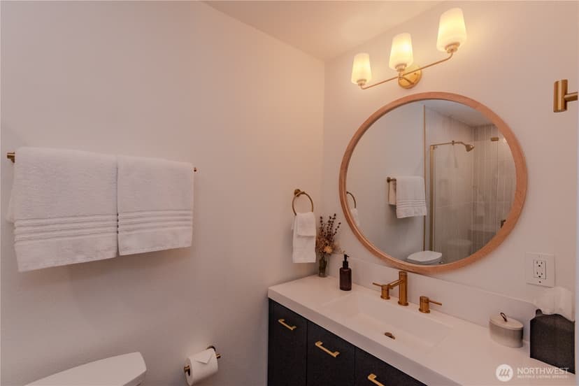 Property photo for 242 SW 186th Street, Normandy Park photo 20