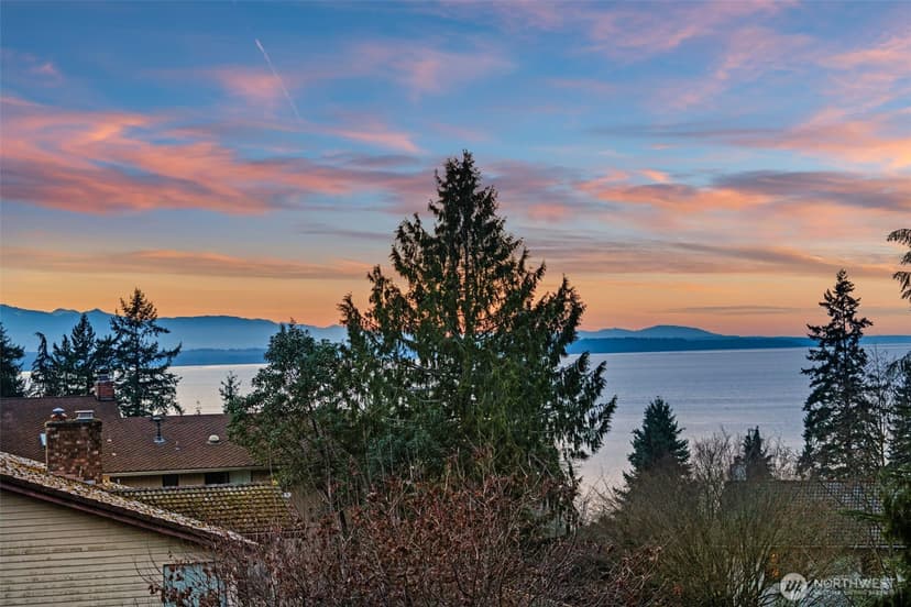 Property photo for 7819 175th Street SW, Edmonds photo 37