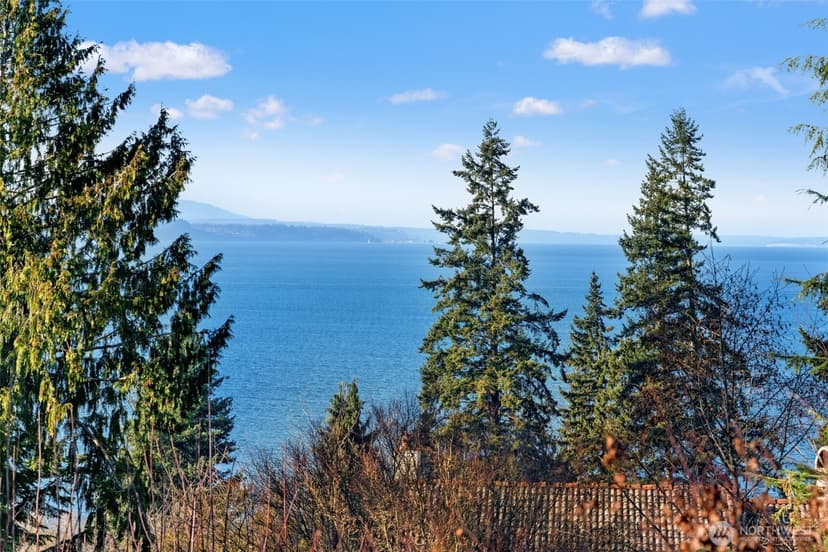 Property photo for 7819 175th Street SW, Edmonds photo 38