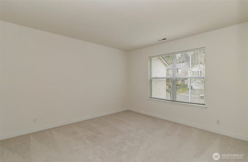 Property photo for 11629 54th Drive SE, Everett photo 27