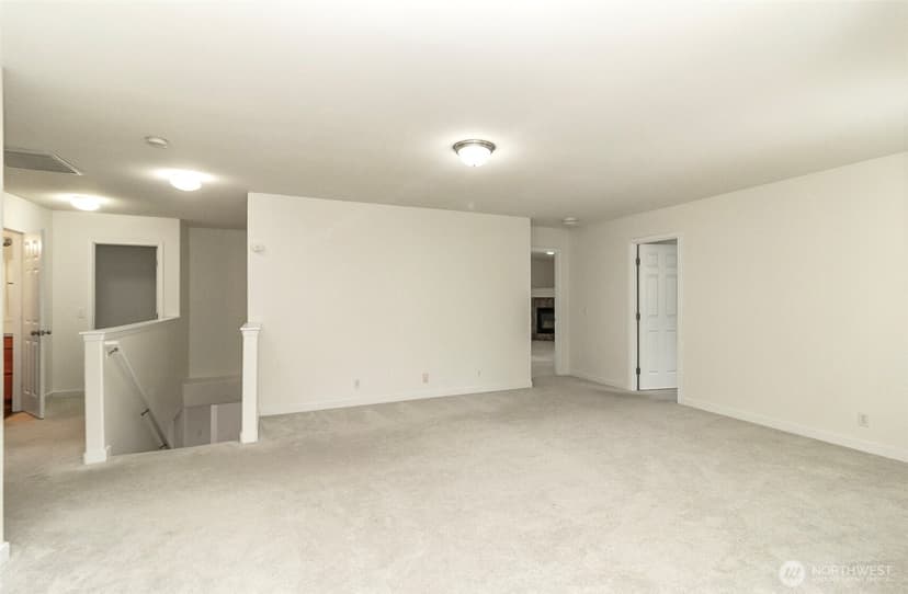 Property photo for 11629 54th Drive SE, Everett photo 15