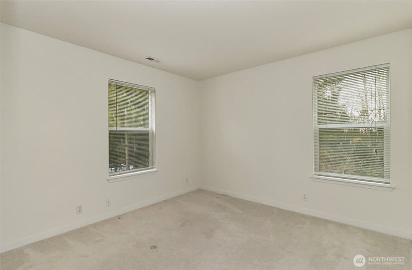 Property photo for 11629 54th Drive SE, Everett photo 25