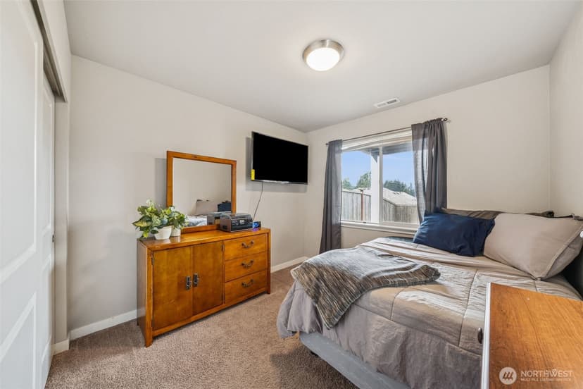 Property photo for 10707 130th Street E, Puyallup photo 23