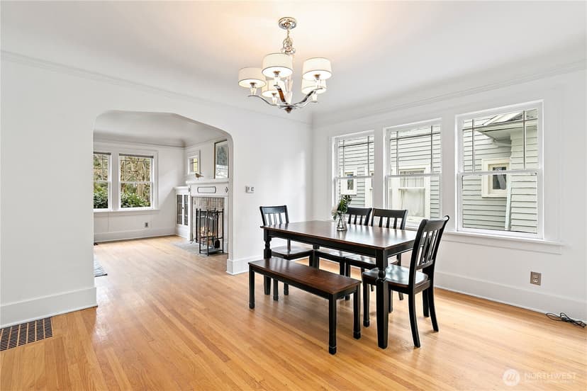 Property photo for 1125 N 77th Street, Seattle photo 8