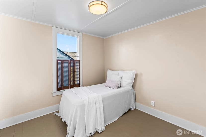 Property photo for 1103 Cogean Avenue, Bremerton photo 17