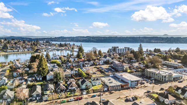 Property photo for 1103 Cogean Avenue, Bremerton photo 2