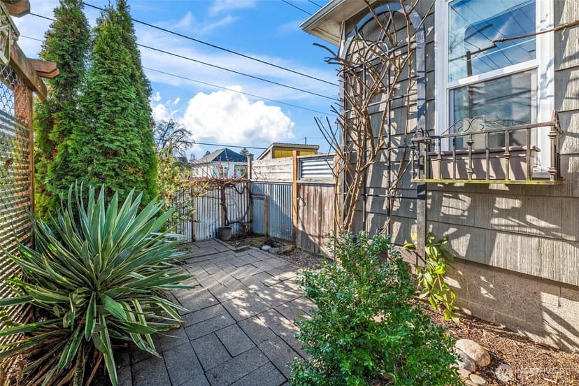 Property photo for 1103 Cogean Avenue, Bremerton photo 5