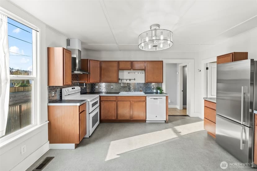 Property photo for 1103 Cogean Avenue, Bremerton photo 13