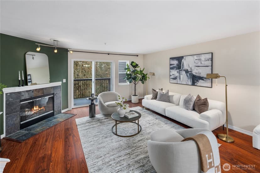 Property photo for 15805 Waynita Way NE #D204, Bothell photo 5