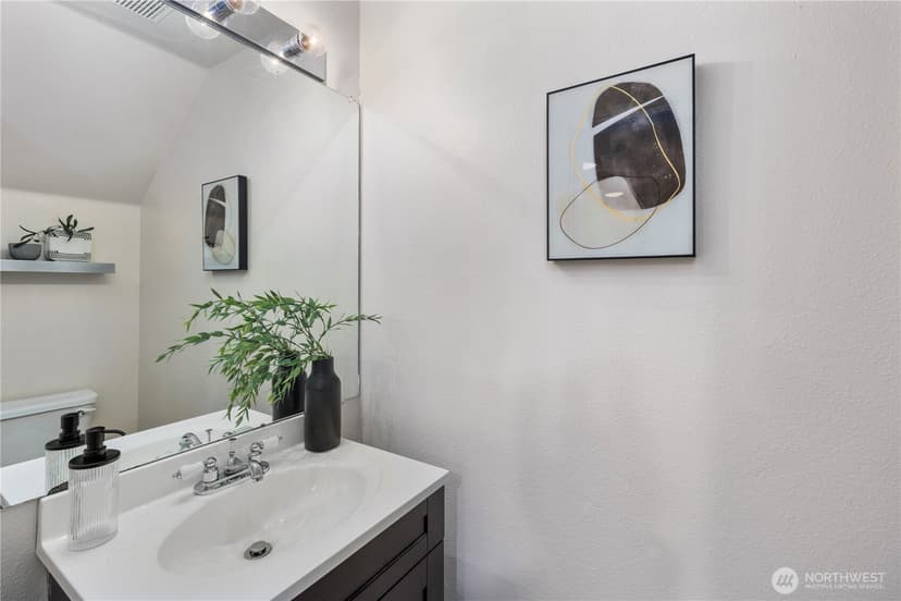 Property photo for 15805 Waynita Way NE #D204, Bothell photo 14