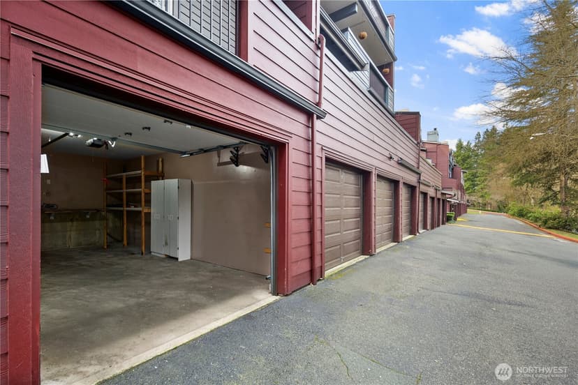 Property photo for 15805 Waynita Way NE #D204, Bothell photo 26