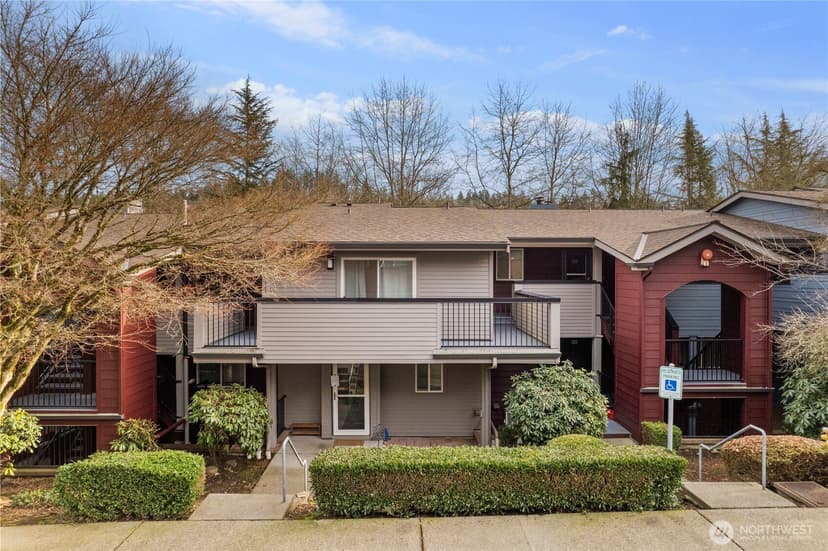 Property photo for 15805 Waynita Way NE #D204, Bothell