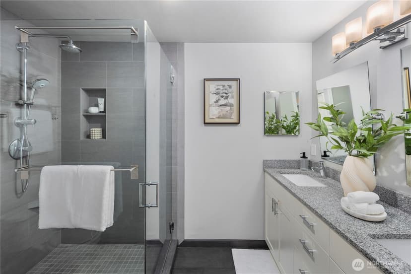 Property photo for 15805 Waynita Way NE #D204, Bothell photo 18