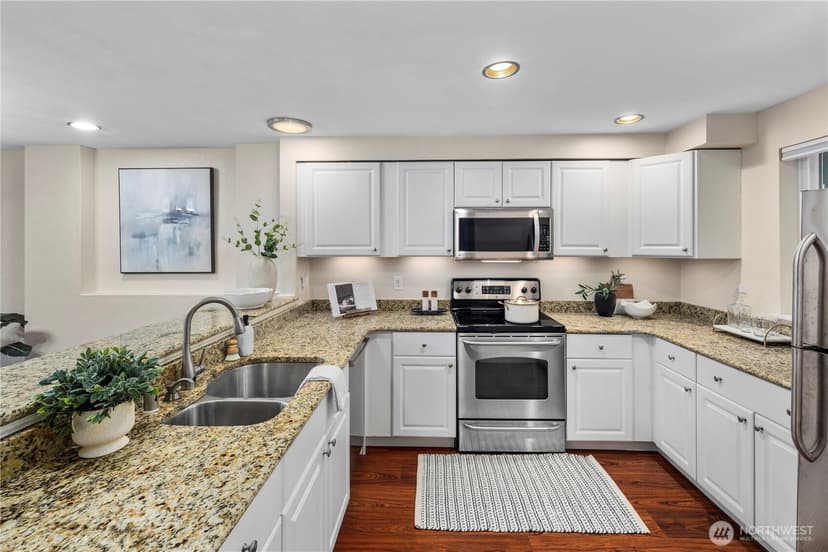 Property photo for 15805 Waynita Way NE #D204, Bothell photo 13