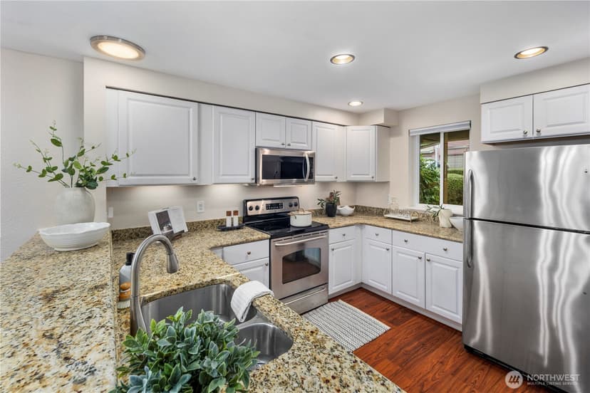 Property photo for 15805 Waynita Way NE #D204, Bothell photo 12