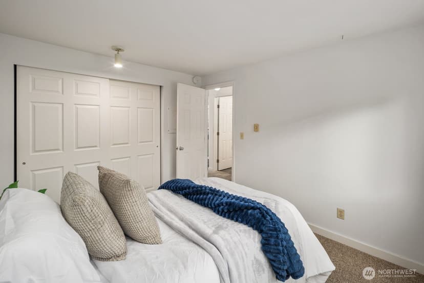 Property photo for 6700 NE 182nd Street #A208, Kenmore photo 18