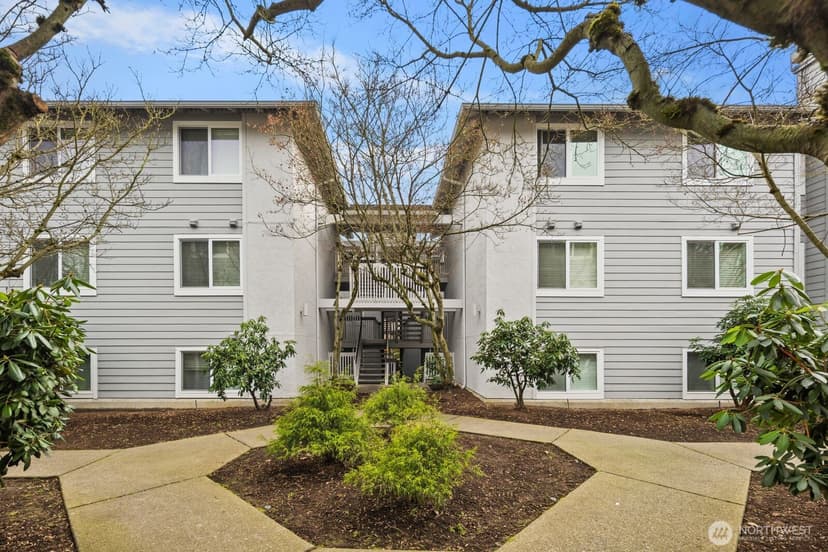 Property photo for 6700 NE 182nd Street #A208, Kenmore photo 3