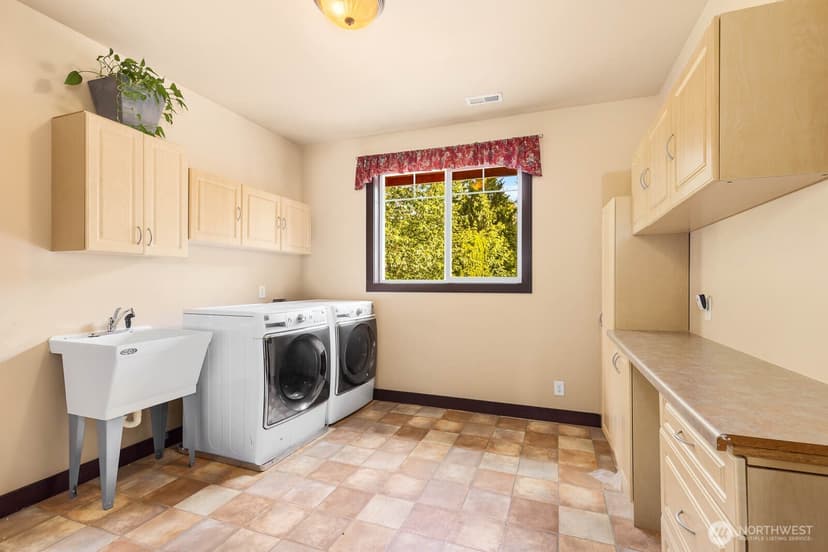 Property photo for 17645 SE 196th Drive, Renton photo 31