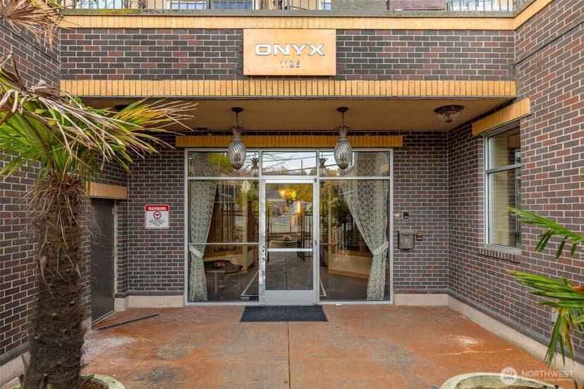 Property photo for 1125 E Olive Street #504, Seattle photo 3