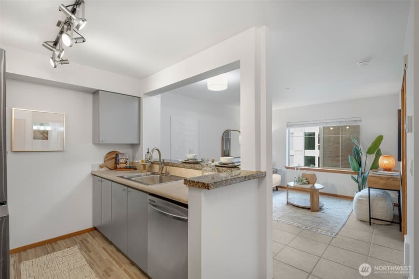 Property photo for 1125 E Olive Street #504, Seattle photo 6