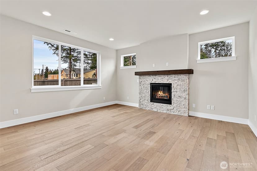 Property photo for 20902 99th Place S, Kent photo 6