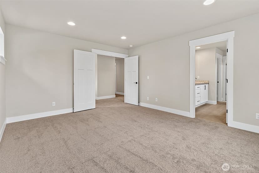 Property photo for 20902 99th Place S, Kent photo 30