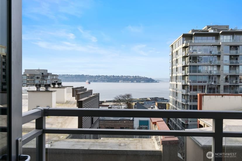 Property photo for 2911 2nd Avenue #709, Seattle photo 3