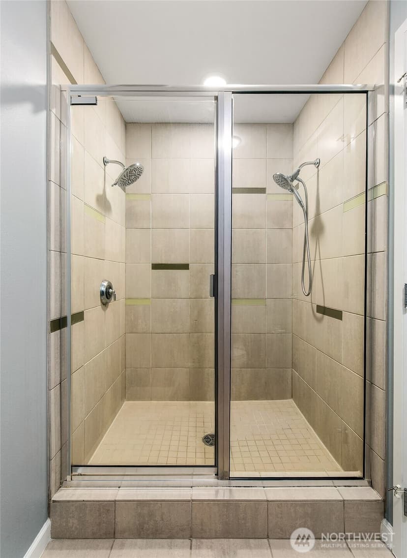 Property photo for 17 W Mercer Street #302, Seattle photo 15