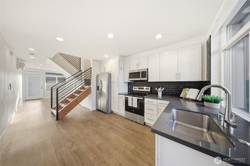 Property photo for 1055 S Cloverdale Street, Seattle