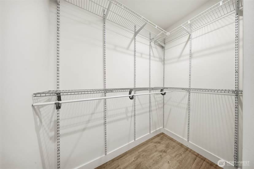 Property photo for 1055 S Cloverdale Street, Seattle photo 20