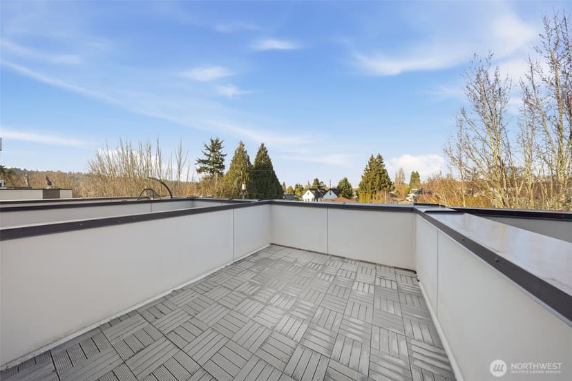 Property photo for 1055 S Cloverdale Street, Seattle photo 31