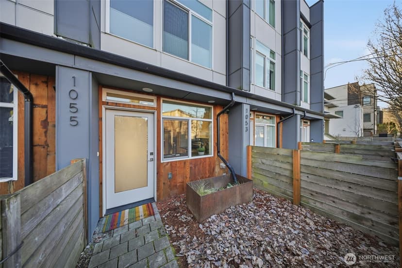 Property photo for 1055 S Cloverdale Street, Seattle photo 29