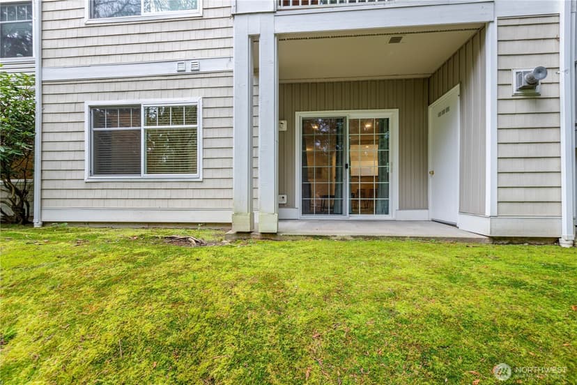 Property photo for 14714 Admiralty Way #B102, Lynnwood photo 23