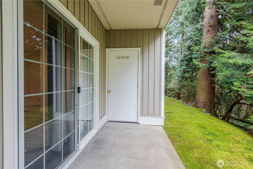 Property photo for 14714 Admiralty Way #B102, Lynnwood photo 21