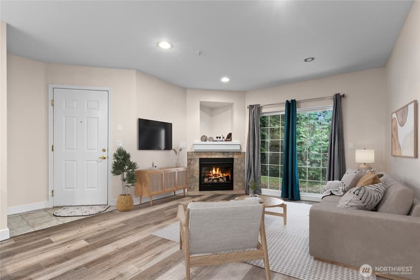 Property photo for 14714 Admiralty Way #B102, Lynnwood photo 12