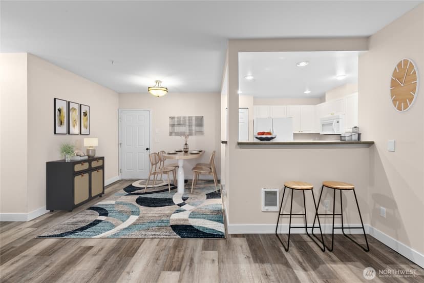 Property photo for 14714 Admiralty Way #B102, Lynnwood photo 6