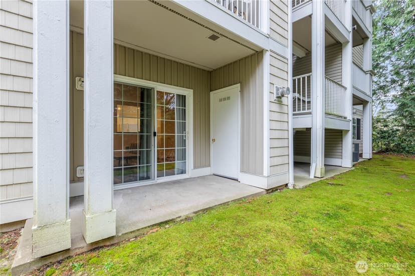 Property photo for 14714 Admiralty Way #B102, Lynnwood photo 22